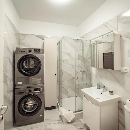 Luxury Cozy Apartments And Studios Palas Mall Iasi Extérieur photo