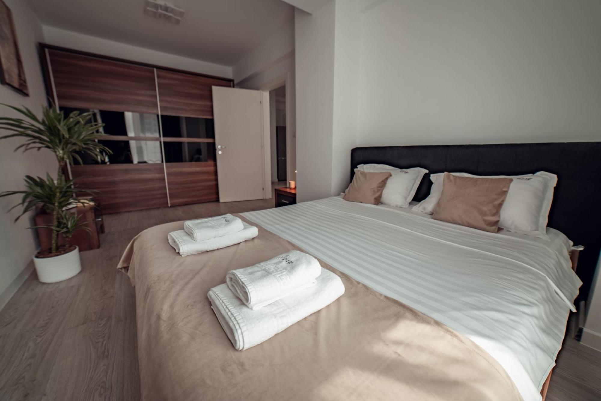 Apartment Luxury Cozy And Mall